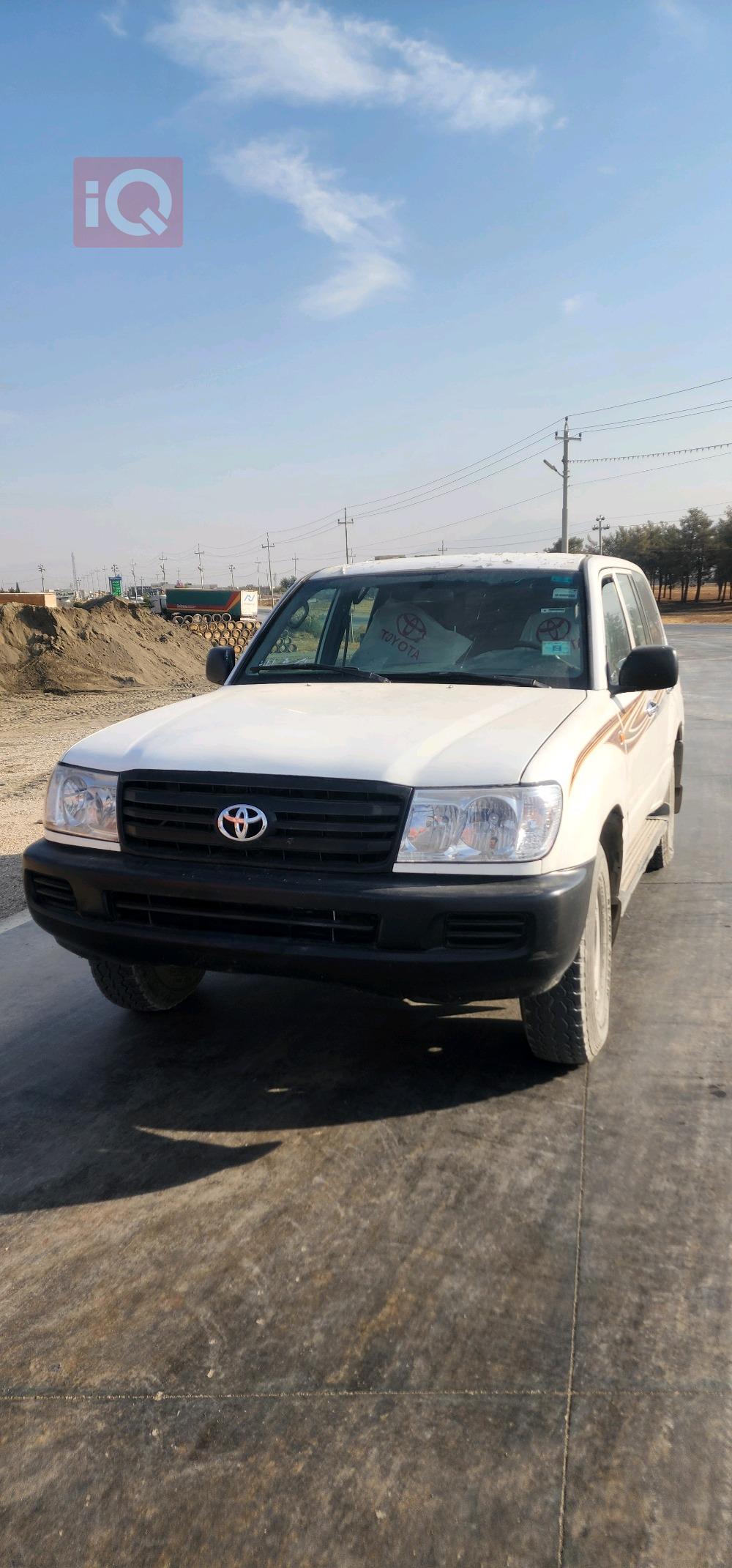 تويوتا لاندكروزر